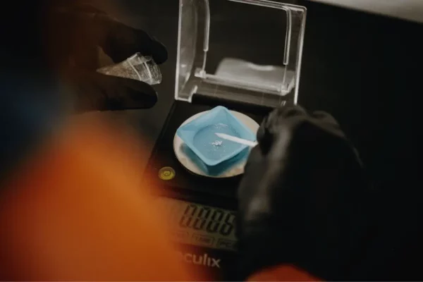 High-Precision Digital Scale - Image 5
